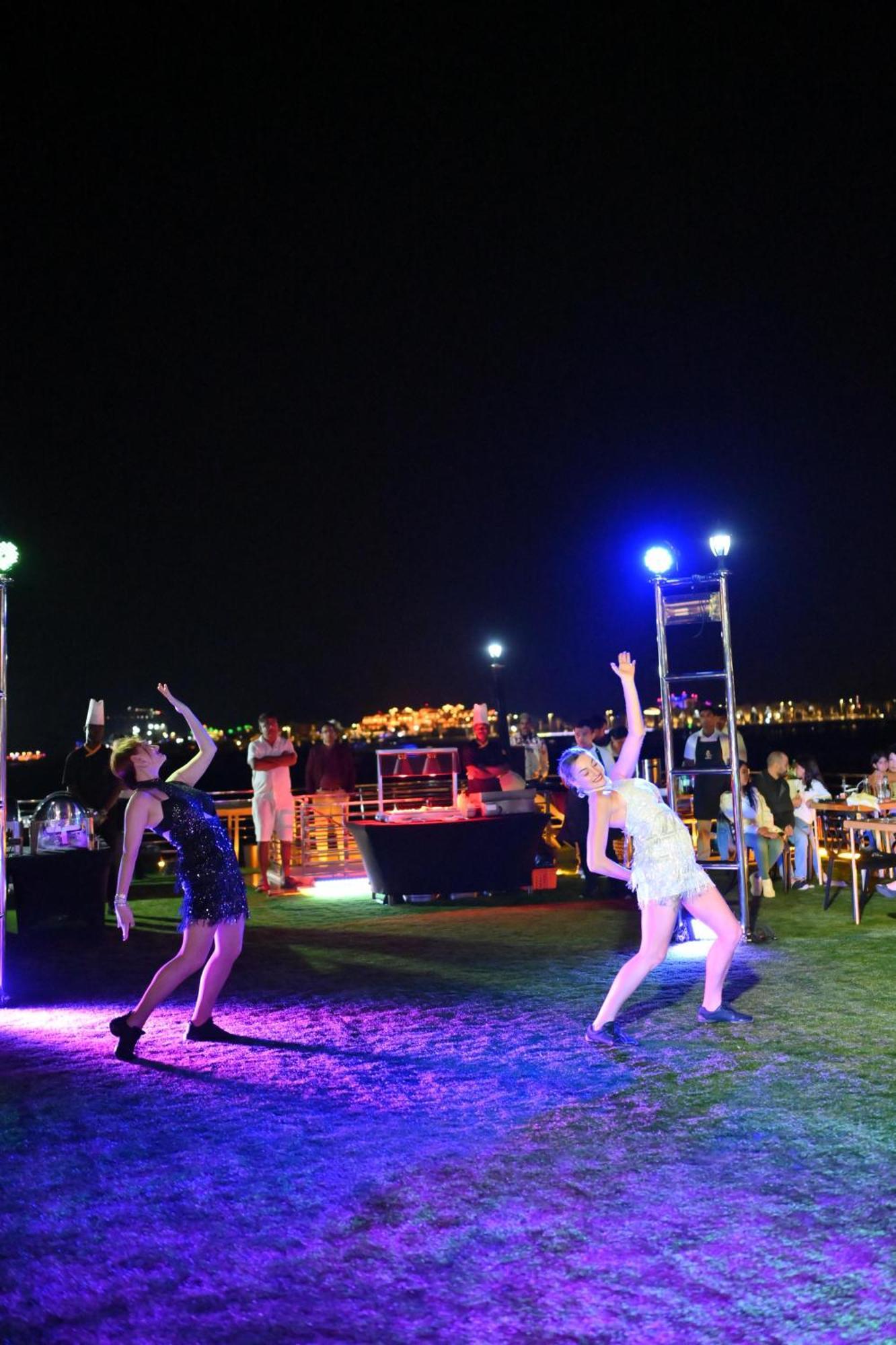 Botel Overnight Super Yacht - Orchid Dubai