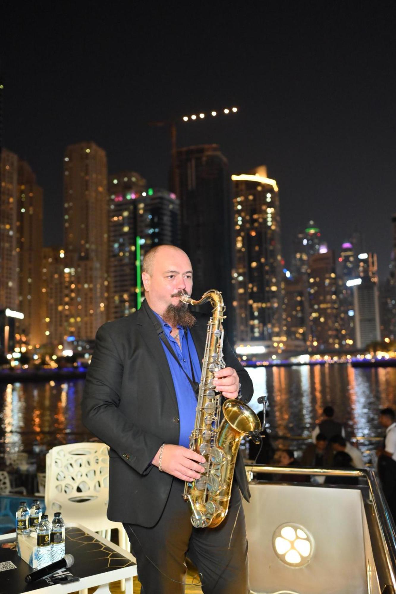 Botel Overnight Super Yacht - Orchid Dubai