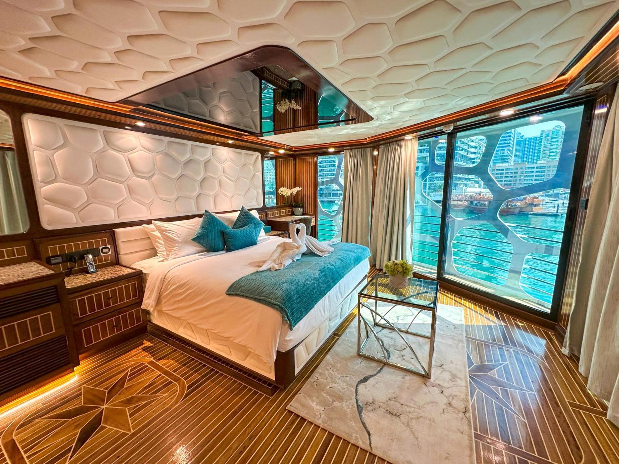 Overnight Super Yacht - Orchid Dubai