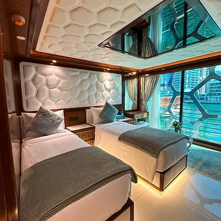Overnight Super Yacht - Orchid Dubai Exterior photo