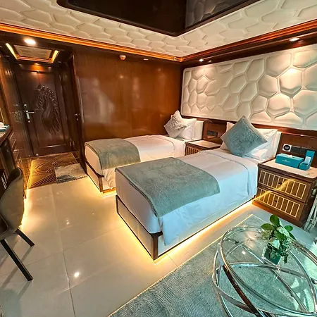 Overnight Super Yacht - Orchid Dubai Exterior photo